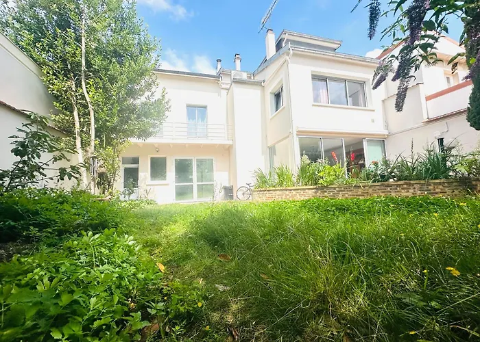 Reims Sherpa Guest House